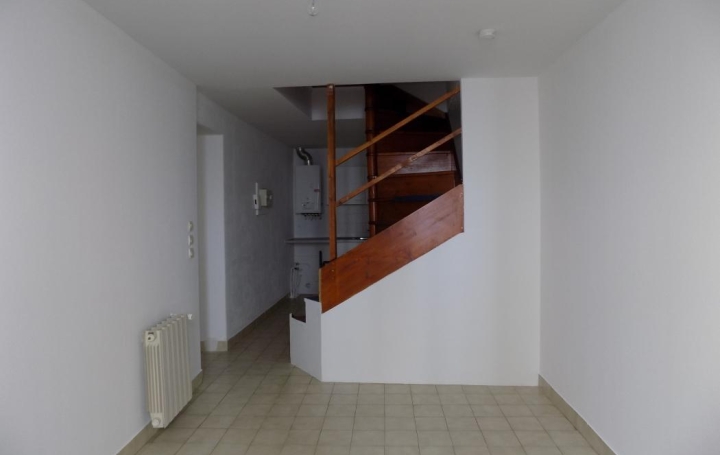 Réseau Immo-diffusion : Appartement P2  BAGNOLS-SUR-CEZE  37 m2 414 € 