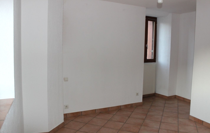 3 Pièces SILLINGY (74330)  89 m2 1 590 € 