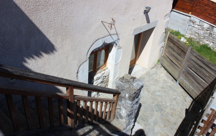 3 Pièces SILLINGY (74330)  89 m2 1 590 € 