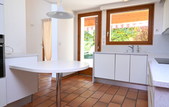 Maison EPAGNY-METZ-TESSY (74330)  206 m2 1 297 000 € 