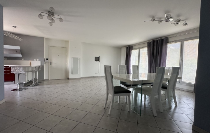 5 Pièces ANNECY (74600)  110 m2 479 000 € 
