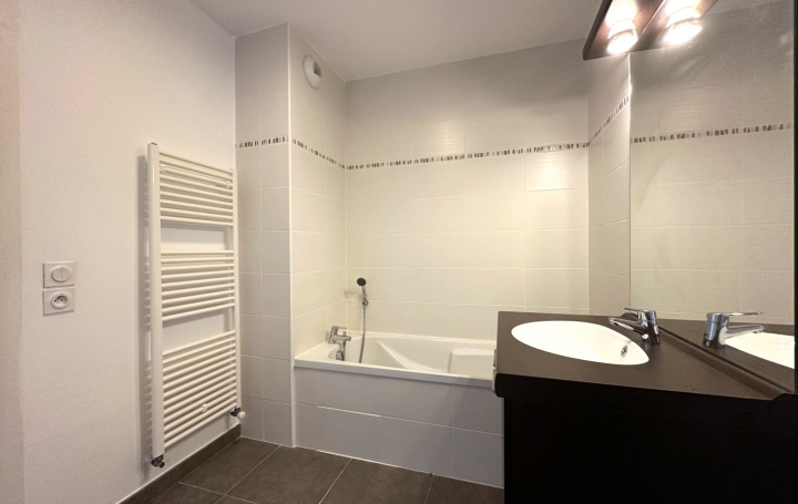 2 Pièces ANNECY (74600)  47 m2 255 000 € 