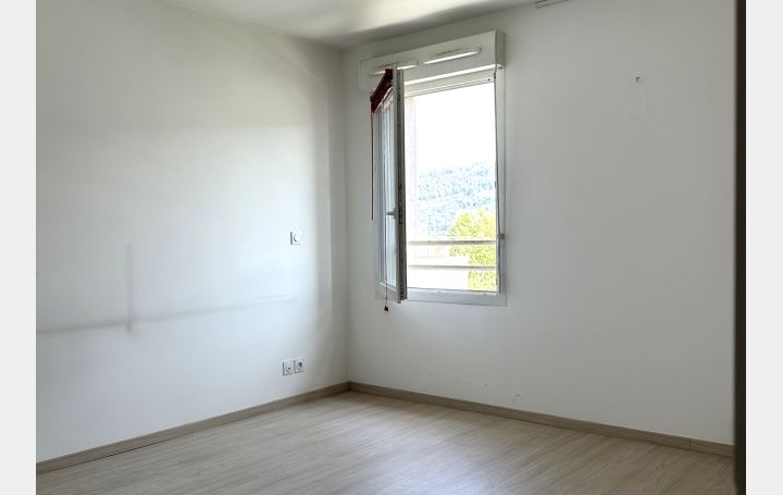 2 Pièces ANNECY (74600)  47 m2 255 000 € 