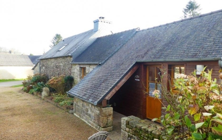 Réseau Immo-diffusion : Maison  HUELGOAT  166 m2 358 800 € 