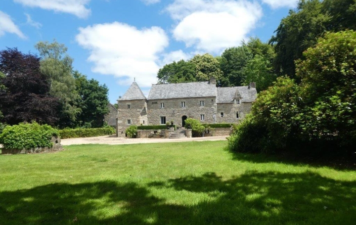 Réseau Immo-diffusion : Propriété  PLOUNEOUR-MENEZ  212 m2 499 200 € 