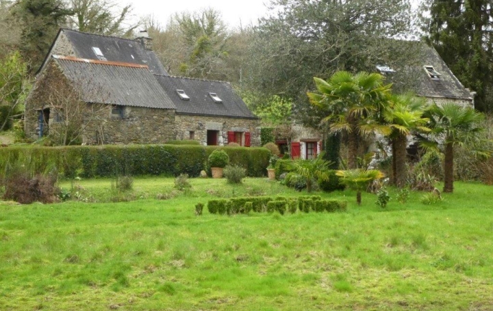 Réseau Immo-diffusion : Maison de village  PLONEVEZ-DU-FAOU  121 m2 231 000 € 