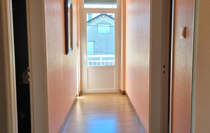 Maison LACAUNE (81230)  125 m2 128 000 € 