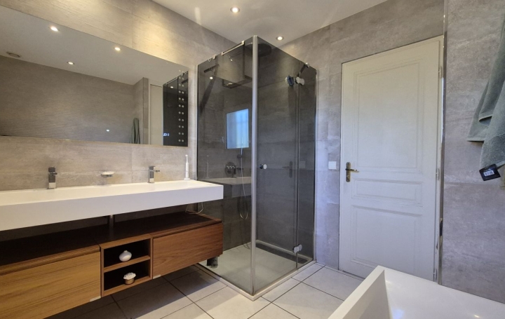 Maison PAULHAC (31380)  130 m2 498 000 € 