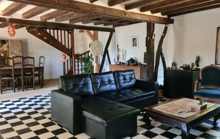 Maison LA NEUVE-LYRE (27330)  160 m2 180 000 € 