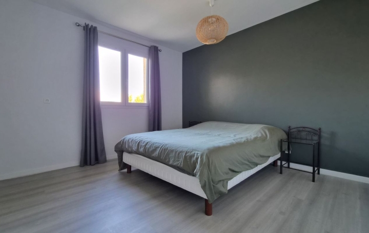 Maison MONTJOIRE (31380)  142 m2 350 000 € 