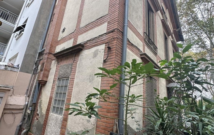 Activité commerciale TOULOUSE (31000)  17 m2 117 000 € 