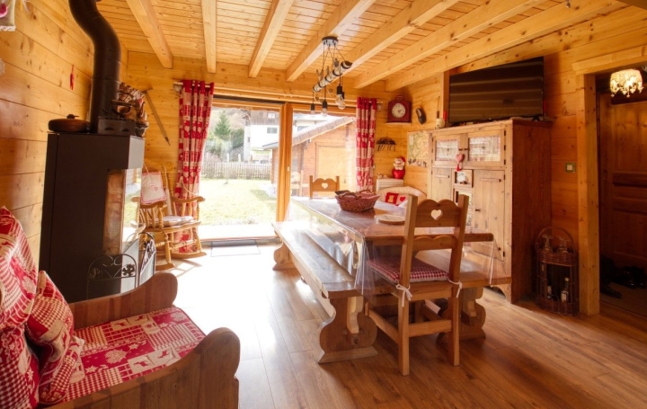 Maison MORILLON (74440)  93 m2 640 000 € 