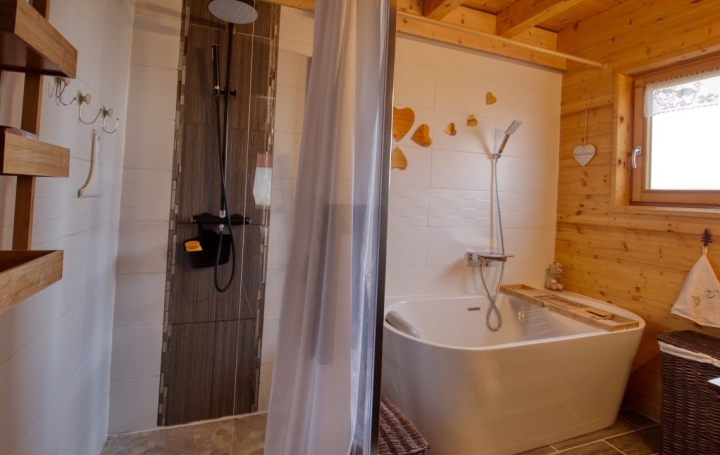 Maison MORILLON (74440)  93 m2 640 000 € 