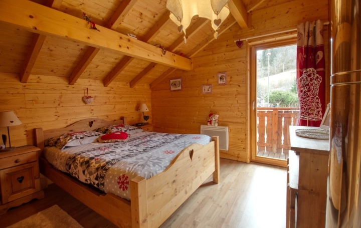 Maison MORILLON (74440)  93 m2 640 000 € 