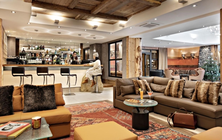 3 Pièces SAMOENS (74340)  61 m2 388 500 € 