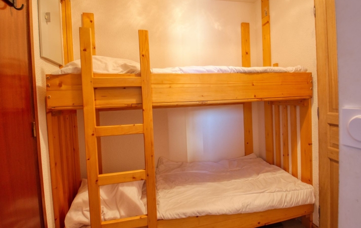 2 Pièces MORILLON (74440)  25 m2 145 000 € 