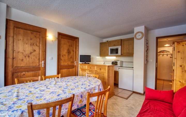 2 Pièces MORILLON (74440)  35 m2 177 650 € 