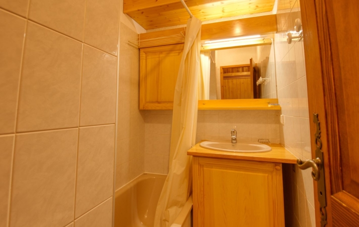 2 Pièces MORILLON (74440)  25 m2 133 000 € 