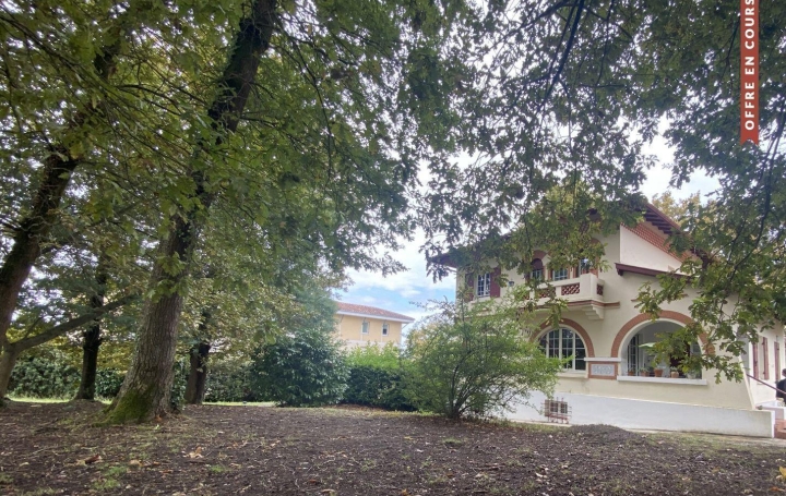 Réseau Immo-diffusion : Immeuble  SAINT-PAUL-LES-DAX  220 m2 265 000 € 