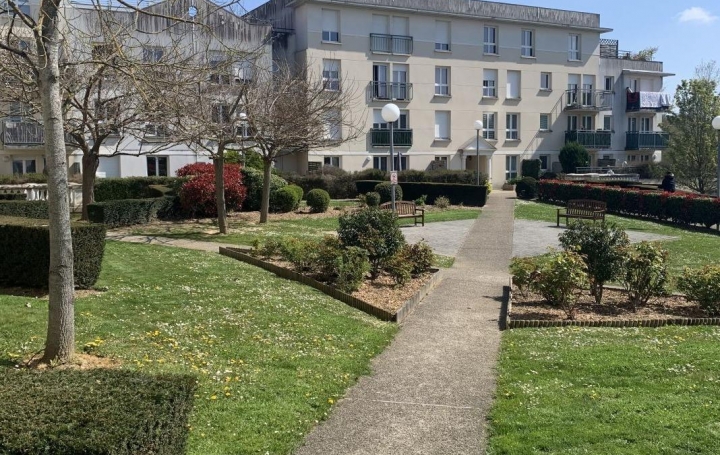 Réseau Immo-diffusion : Appartement P3  CERGY  52 m2 178 000 € 