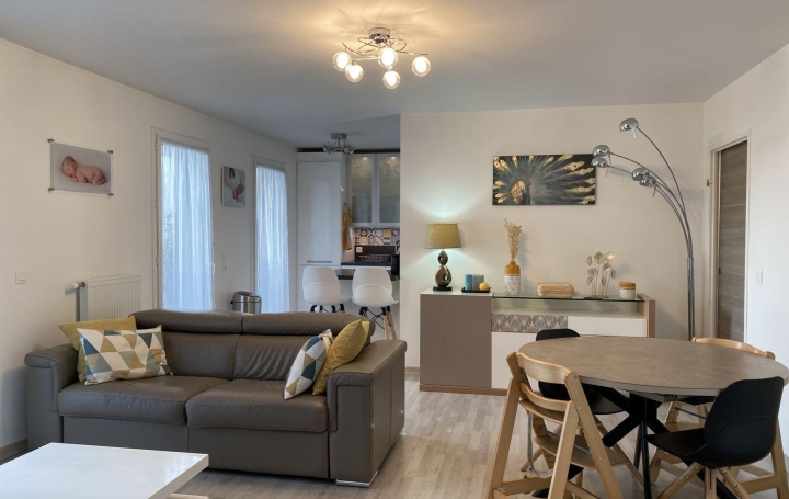 Réseau Immo-diffusion : Appartement P4  BEZONS  83 m2 375 000 € 