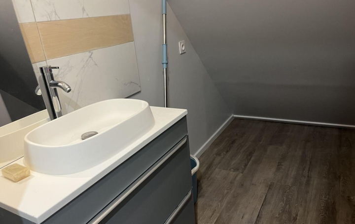 5 Pièces PIERRELAYE (95480)  121 m2 299 000 € 