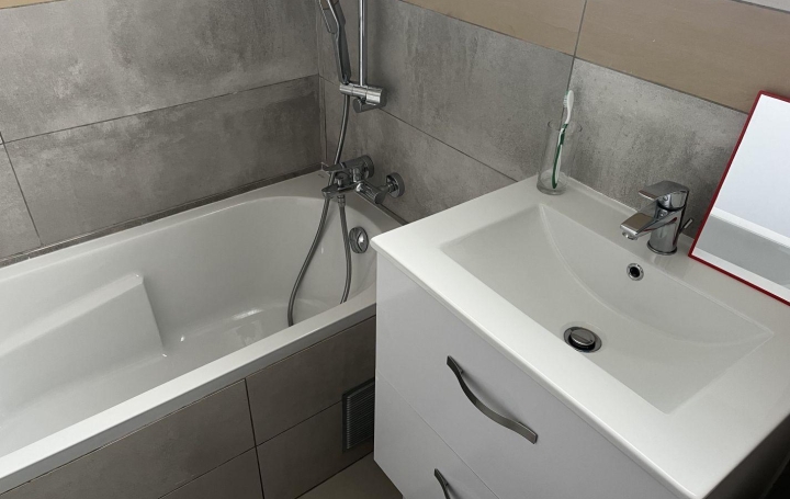 5 Pièces PIERRELAYE (95480)  121 m2 299 000 € 