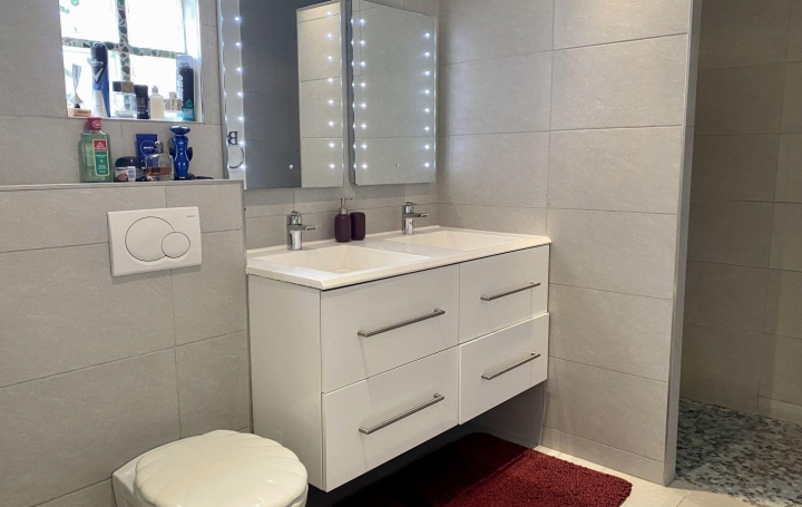 Maison OSNY (95520)  181 m2 595 000 € 