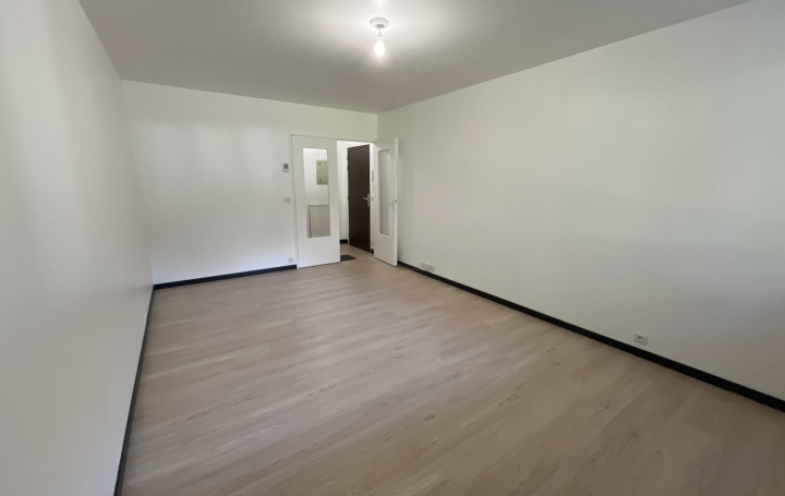Réseau Immo-diffusion : Appartement P1  RUEIL-MALMAISON  33 m2 197 000 € 