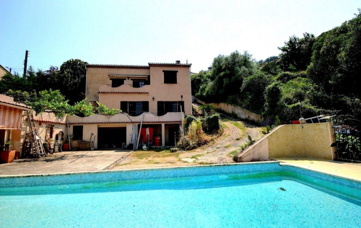 Réseau Immo-diffusion : Villa  MANDELIEU-LA-NAPOULE  220 m2 787 500 € 