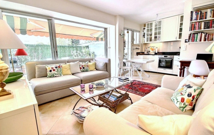 Appartement CANNES (06400) 37 m<sup>2</sup> 295 000 € 