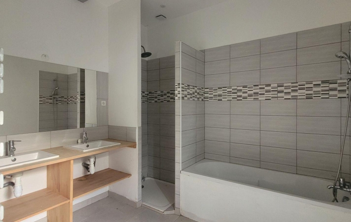 Maison LAGARRIGUE (47190)  162 m2 176 000 € 