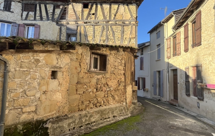 Maison de village VERTEUIL-D'AGENAIS (47260)  110 m2 22 000 € 