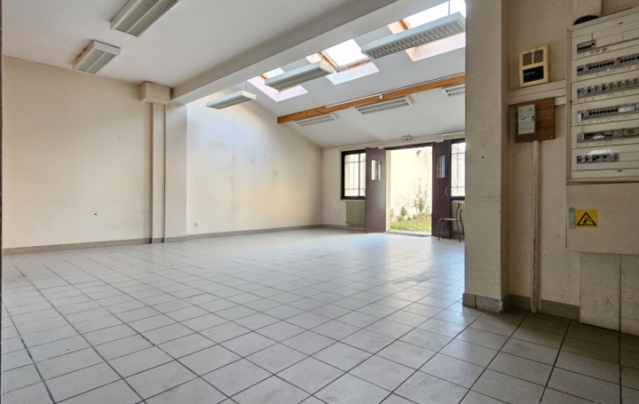 Immeuble CLAIRAC (47320)  334 m2 251 000 € 