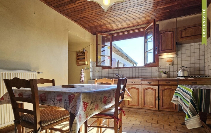 Maison de village SAINT-SARDOS (47360)  300 m2 82 000 € 