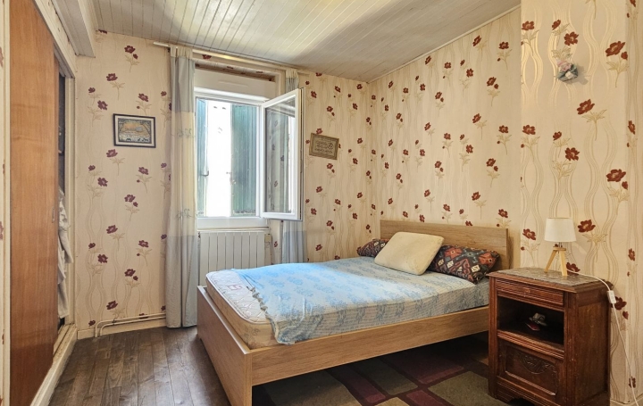 Maison de ville SAINTE-LIVRADE-SUR-LOT (47110)  141 m2 79 000 € 