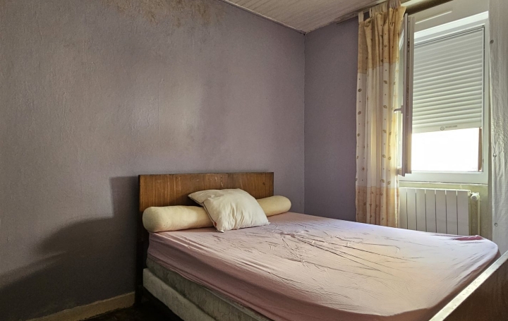 Maison de ville SAINTE-LIVRADE-SUR-LOT (47110)  141 m2 79 000 € 