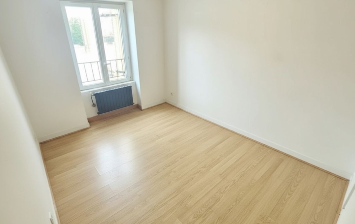 Immeuble SAINTE-LIVRADE-SUR-LOT (47110)  160 m2 118 000 € 