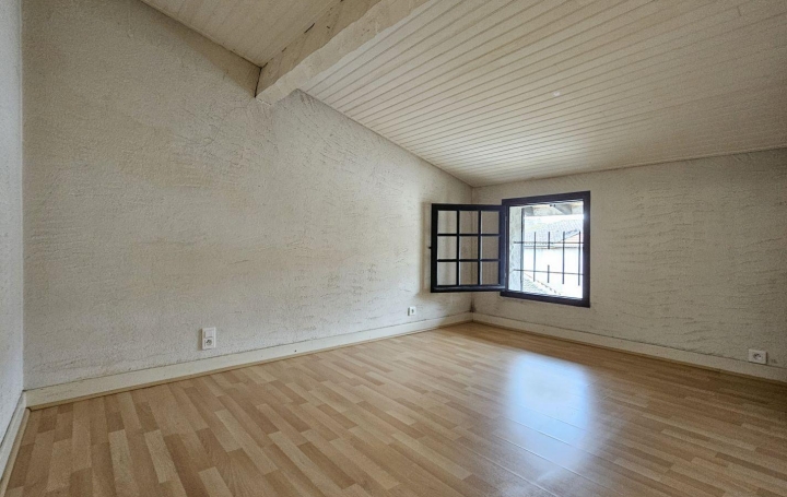 Maison CLAIRAC (47320)  100 m2 87 000 € 