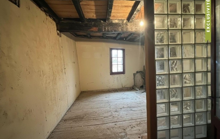 Maison de village TOMBEBOEUF (47380)  120 m2 15 000 € 