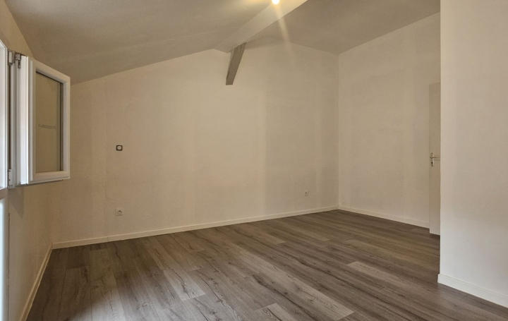 Maison de ville CLAIRAC (47320)  105 m2 88 000 € 