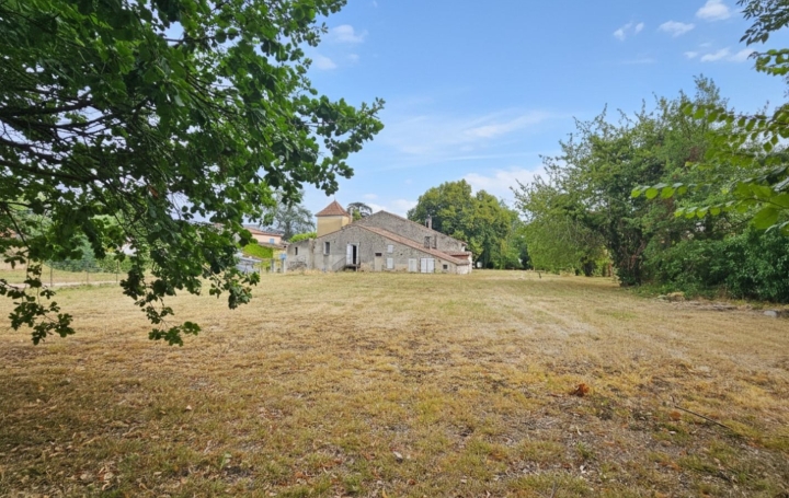 Propriété CLAIRAC (47320)  315 m2 99 000 € 