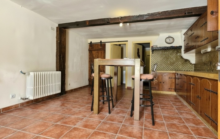 Maison 3 pièces 130 m² · à Clairac · 130 m² · 77 000 €