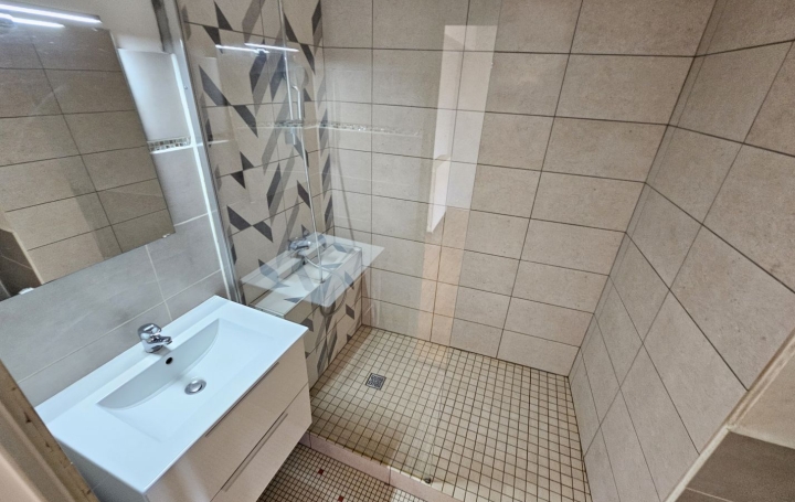Maison de ville CLAIRAC (47320)  123 m2 99 000 € 
