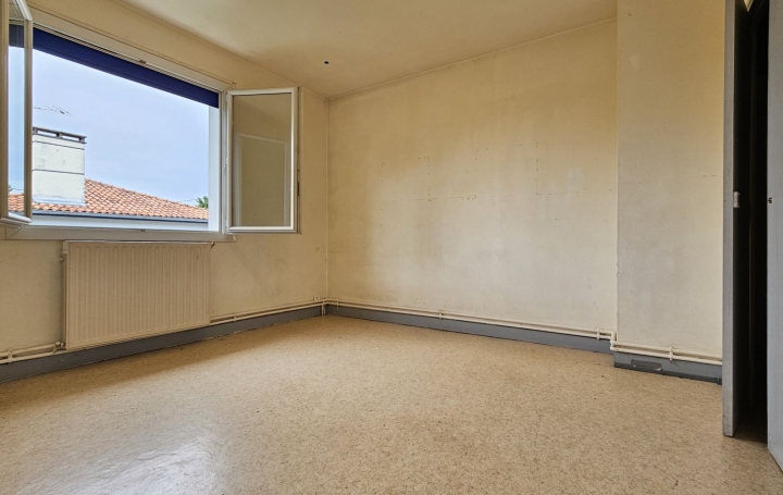 Maison de ville TONNEINS (47400)  123 m2 89 000 € 