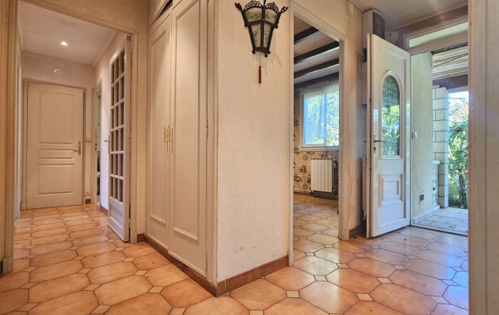 Maison SAINTE-LIVRADE-SUR-LOT (47110)  104 m2 129 000 € 