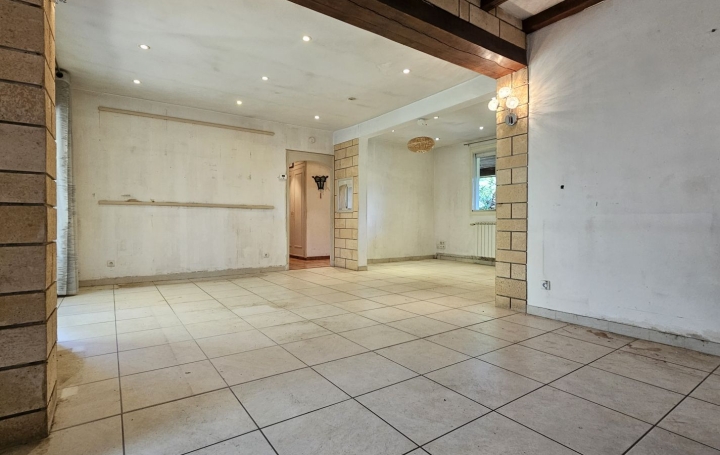 Maison SAINTE-LIVRADE-SUR-LOT (47110)  104 m2 129 000 € 
