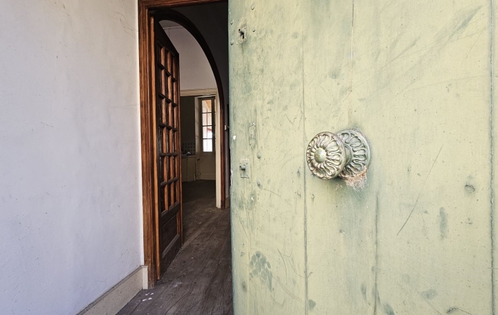 Maison 4 pièces 170 m² · à Port-Sainte-Marie · 170 m² · 34 000 €