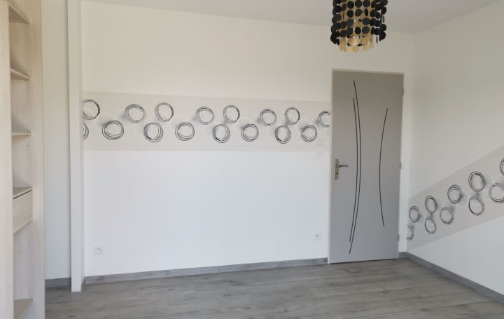 Maison VERANNE (42520)  100 m2 320 000 € 