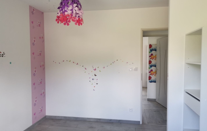 Maison VERANNE (42520)  100 m2 320 000 € 